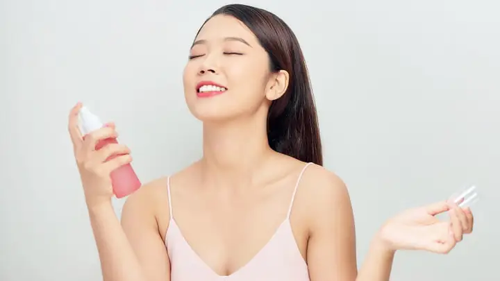 Nước Hoa Hồng Làm Xịt Khoáng: Công Thức Tự Chế & Bí Quyết Dưỡng Da Tối Ưu