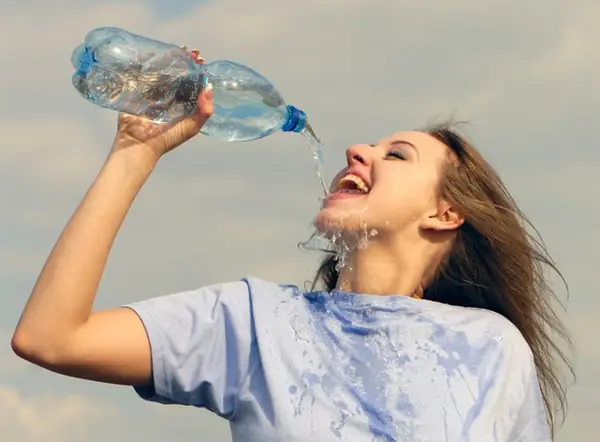 Giảm Cân Nhờ Uống Nước Lọc Mỗi Ngày: Bí Quyết Đơn Giản, Hiệu Quả Bất Ngờ