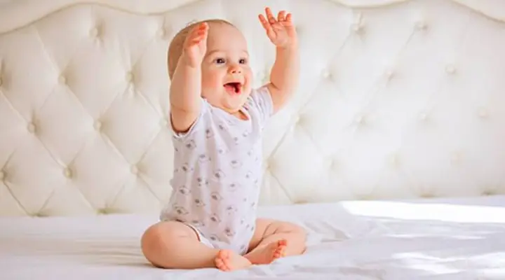 Khi Nào Bé Sẵn Sàng Tập Ngồi? Dấu Hiệu, Cách Tập An Toàn Và Lợi Ích Khi Nào Bé Sẵn Sàng Tập Ngồi? Dấu Hiệu, Cách Tập An Toàn Và Lợi Ích