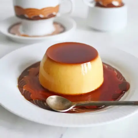 Cách Làm Bánh Flan Cho Bé Dưới 1 Tuổi: Công Thức Mềm Mịn, An Toàn Cho Bé Ăn Dặm