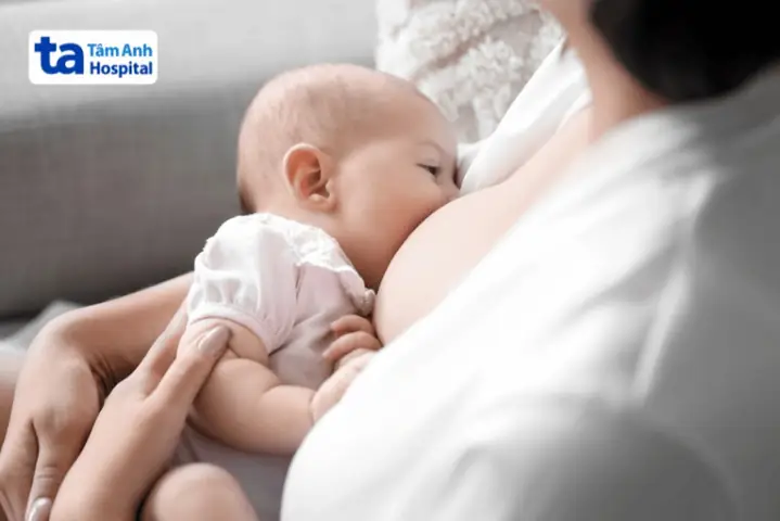 Bí Quyết Giúp Trẻ Sơ Sinh Tăng Cân Nhanh Chóng Và An Toàn: Hướng Dẫn Toàn Diện Cho Mẹ