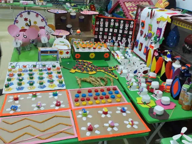 Hướng Dẫn Chi Tiết Cách Làm Đồ Dùng Dạy Học Từ Vật Liệu Phế Thải Sáng Tạo & Tiết Kiệm Hướng Dẫn Chi Tiết Cách Làm Đồ Dùng Dạy Học Từ Vật Liệu Phế Thải Sáng Tạo & Tiết Kiệm