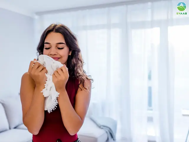 Bí Quyết Giữ Quần Áo Thơm Lâu Suốt Ngày Dài: Từ Cách Giặt Đến Mẹo Bảo Quản