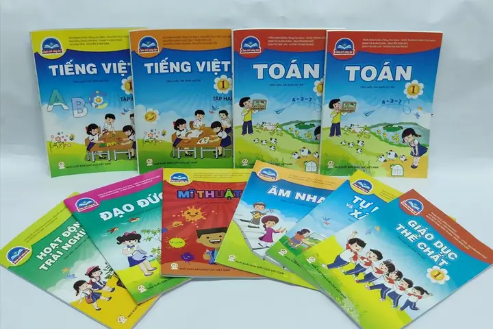 Hành Trang Vào Lớp 1: Danh Sách Đồ Dùng Học Tập Cần Thiết Cho Bé Chuẩn Bị Tốt Nhất