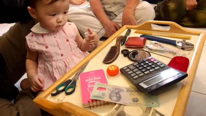 Mâm Bốc Thôi Nôi Bé Trai: Chuẩn Bị Đầy Đủ, Ý Nghĩa Phong Phú Từ A-z Mâm Bốc Thôi Nôi Bé Trai: Chuẩn Bị Đầy Đủ, Ý Nghĩa Phong Phú Từ A-z