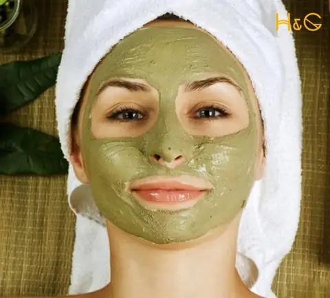 Mặt Nạ Bột Trà Xanh Sữa Chua: Bí Quyết Dưỡng Da Sáng Mịn, Sạch Mụn Tại Nhà