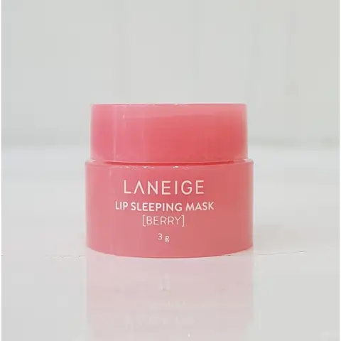 Mặt Nạ Dưỡng Môi Laneige Mini: Tinh Chất Berry Dưỡng Ẩm & Hồng Hào Môi Suốt Đêm Mặt Nạ Dưỡng Môi Laneige Mini: Tinh Chất Berry Dưỡng Ẩm & Hồng Hào Môi Suốt Đêm