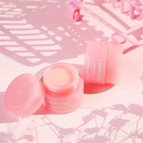 Mặt Nạ Dưỡng Môi Laneige Mini: Tinh Chất Berry Dưỡng Ẩm & Hồng Hào Môi Suốt Đêm Mặt Nạ Dưỡng Môi Laneige Mini: Tinh Chất Berry Dưỡng Ẩm & Hồng Hào Môi Suốt Đêm