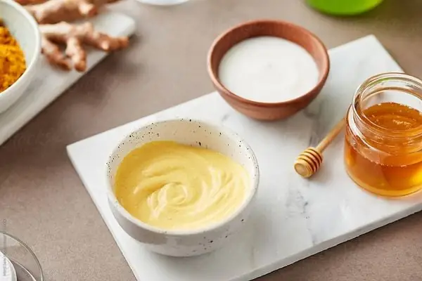 Mặt Nạ Sữa Chua Mật Ong Có Tác Dụng Gì? Tối Ưu Làn Da Sáng Mịn Toàn Diện