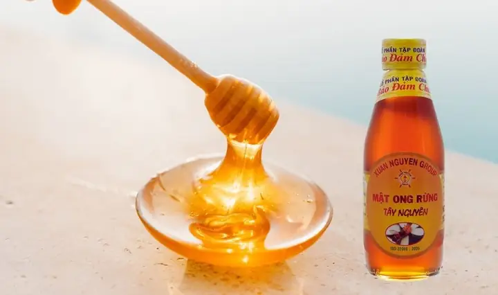 Trẻ Sơ Sinh Có Nên Dùng Mật Ong? Nguy Cơ Và Khuyến Cáo An Toàn