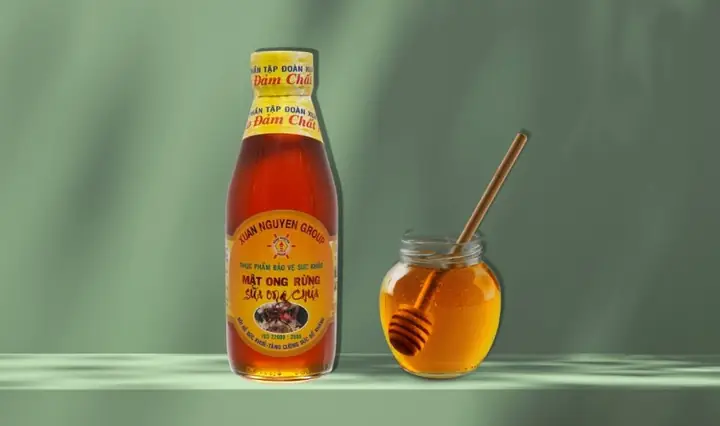 Mật Ong Pha Nước Sôi Có Tác Dụng Gì? So Sánh Với Nước Ấm & Lưu Ý Quan Trọng Mật Ong Pha Nước Sôi Có Tác Dụng Gì? So Sánh Với Nước Ấm & Lưu Ý Quan Trọng