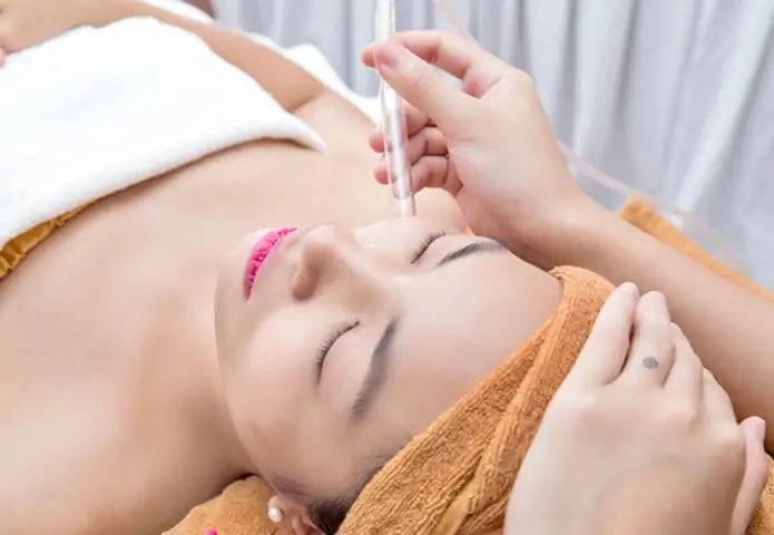 Máy Hút Mụn Chuyên Dụng Spa: Tiêu Chí Lựa Chọn & Top Sản Phẩm Tốt Nhất 2024
