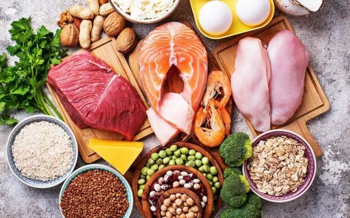 Mẹ Ăn Gì Cho Trẻ Sơ Sinh Tăng Cân Nhanh & Đều? Dinh Dưỡng Tối Ưu Cho Sữa Mẹ