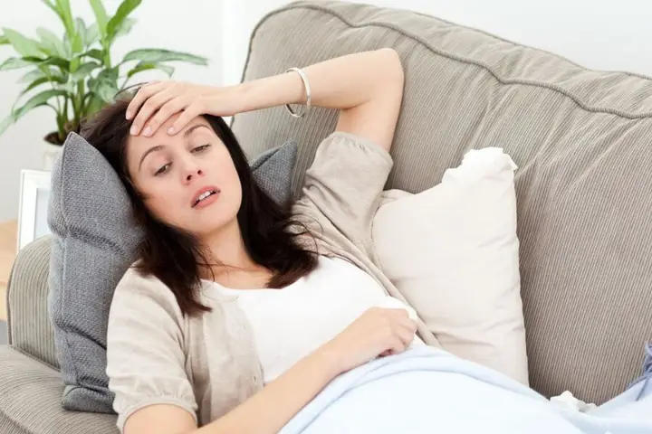 Mẹ Bầu Bị Đau Đầu Chóng Mặt: Nguyên Nhân, Dấu Hiệu Nguy Hiểm Và Cách Khắc Phục An Toàn Mẹ Bầu Bị Đau Đầu Chóng Mặt: Nguyên Nhân, Dấu Hiệu Nguy Hiểm Và Cách Khắc Phục An Toàn