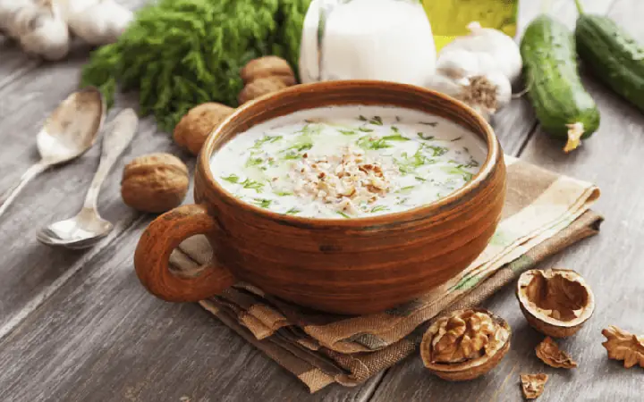 Nấu Cháo Hạt Óc Chó Cho Bé: Công Thức Chuẩn Giúp Bé Thông Minh & Tăng Cân