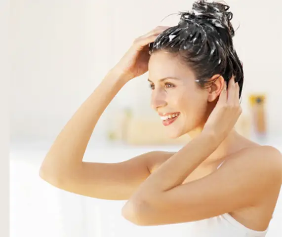 Cách Dùng Dầu Xả Đúng Cách: Bí Quyết Sở Hữu Mái Tóc Suôn Mượt, Chắc Khỏe