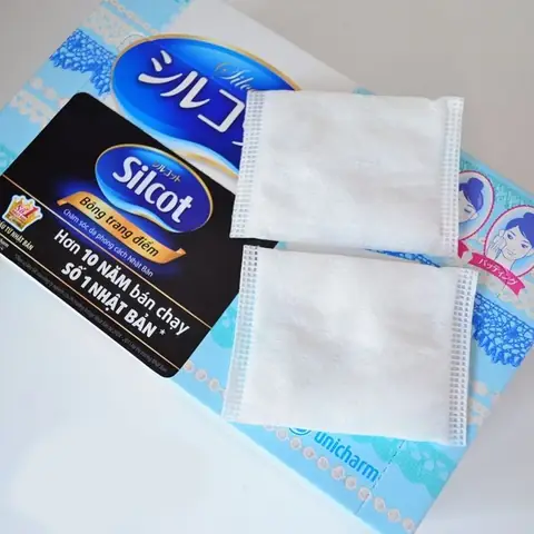 Nên Mua Bông Tẩy Trang Nào Tốt Nhất Hiện Nay: Review Top Thương Hiệu Đáng Mua Nên Mua Bông Tẩy Trang Nào Tốt Nhất Hiện Nay: Review Top Thương Hiệu Đáng Mua