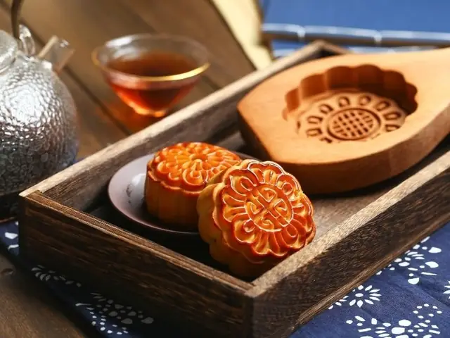 Nên Tặng Bánh Trung Thu Khi Nào Là Ý Nghĩa Nhất? Thời Điểm Vàng Và Cách Chọn Quà Thông Thái