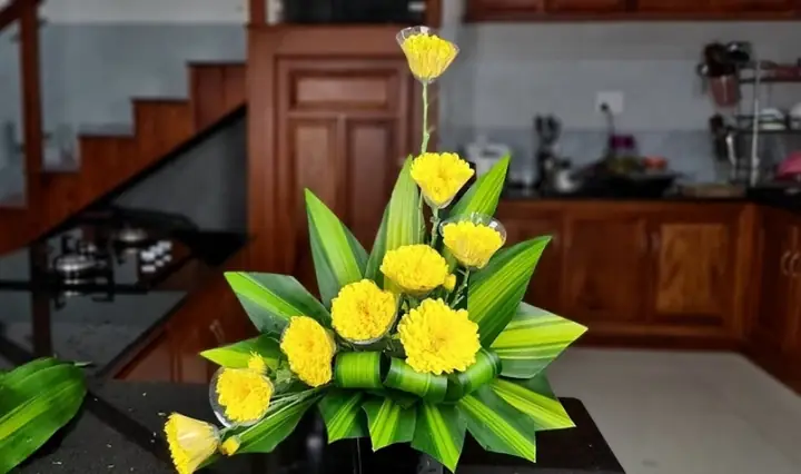 Những Mẫu Cắm Hoa Bàn Thờ Đẹp, Ý Nghĩa Và Chuẩn Phong Thủy Cho Mọi Dịp