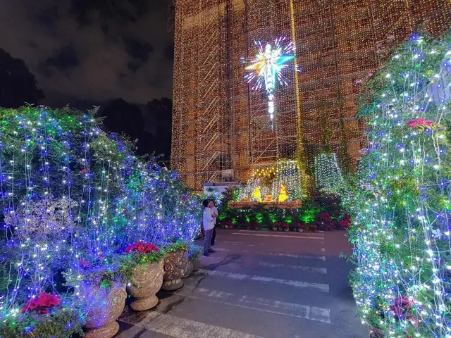 Top 20+ Địa Điểm Đi Chơi Noel Ở Sài Gòn 2026: Trải Nghiệm Lễ Hội Lung Linh & Sôi Động Top 20+ Địa Điểm Đi Chơi Noel Ở Sài Gòn 2026: Trải Nghiệm Lễ Hội Lung Linh & Sôi Động