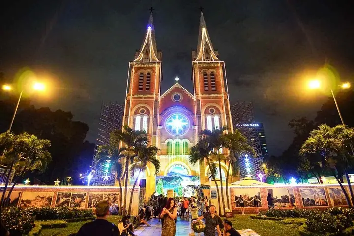 Top 20+ Địa Điểm Đi Chơi Noel Ở Sài Gòn 2026: Trải Nghiệm Lễ Hội Lung Linh & Sôi Động Top 20+ Địa Điểm Đi Chơi Noel Ở Sài Gòn 2026: Trải Nghiệm Lễ Hội Lung Linh & Sôi Động