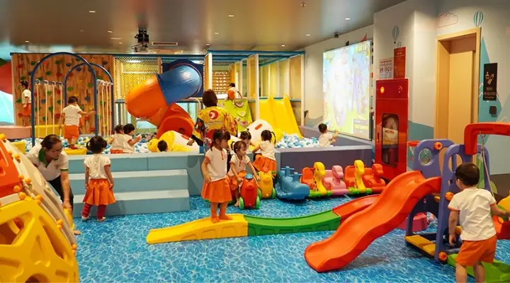 Quán Nhậu Có Chỗ Chơi Cho Trẻ Em Ở Huế: Trải Nghiệm Ẩm Thực Gia Đình Trọn Vẹn Quán Nhậu Có Chỗ Chơi Cho Trẻ Em Ở Huế: Trải Nghiệm Ẩm Thực Gia Đình Trọn Vẹn
