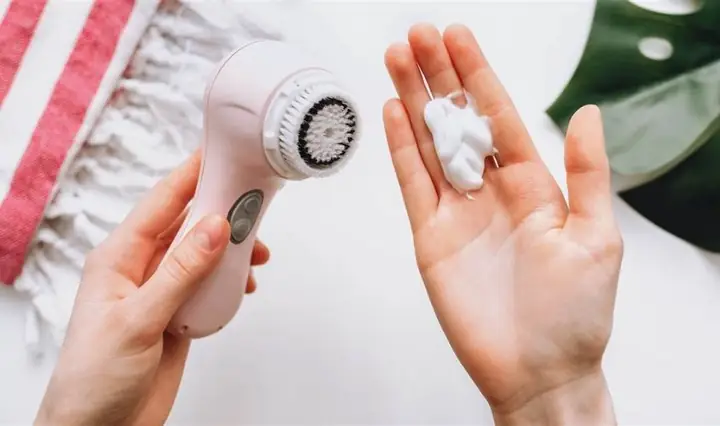 Review Máy Rửa Mặt Clarisonic Mia 2: Có Nên Mua Và Sử Dụng Không?