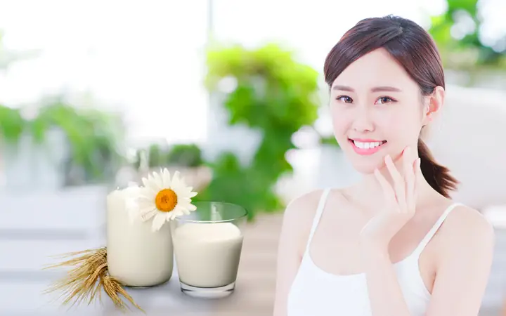Rửa Mặt Bằng Sữa Tươi Không Đường Hằng Ngày: Công Dụng, Cách Làm Và Lưu Ý Cho Làn Da Sáng Mịn