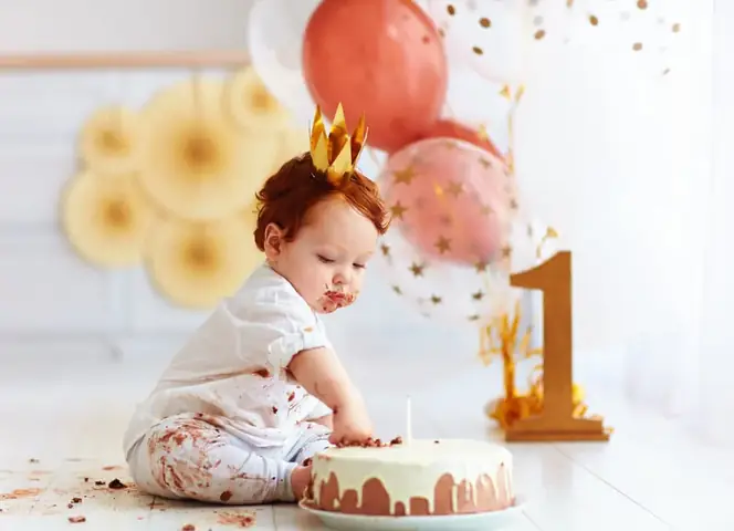Trẻ 12 Tháng Tuổi: Cẩm Nang Toàn Diện Về Sự Phát Triển, Dinh Dưỡng Và Chăm Sóc