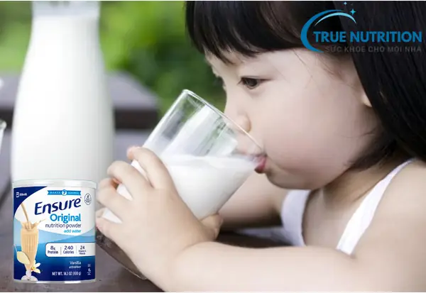 Sữa Ensure Original: Trẻ Em Có Uống Được Không? Ai Không Nên Dùng? Sữa Ensure Original: Trẻ Em Có Uống Được Không? Ai Không Nên Dùng?