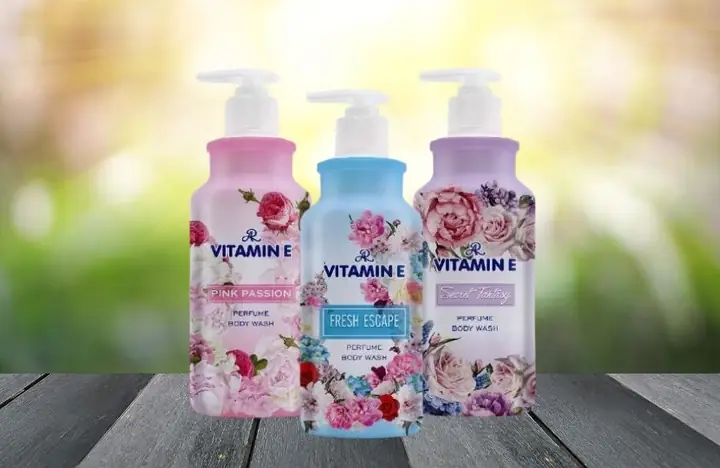 Sữa Tắm Trắng Da Toàn Thân Thái Lan: Top Sản Phẩm Hot Nhất & Review Tốt Nhất Cho Làn Da Mịn Màng