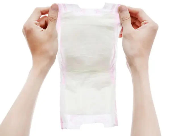Tã Giấy Sơ Sinh Bobby Newborn: Hướng Dẫn Chọn Lựa & Sử Dụng Tối Ưu Cho Bé