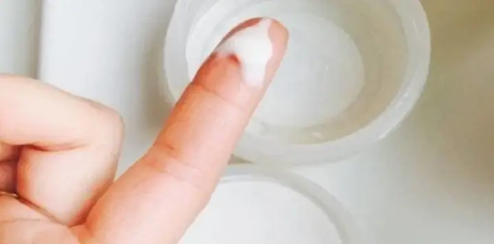 Thai 37 Tuần Ra Dịch Trắng: Dấu Hiệu Sắp Sinh Hay Bình Thường?