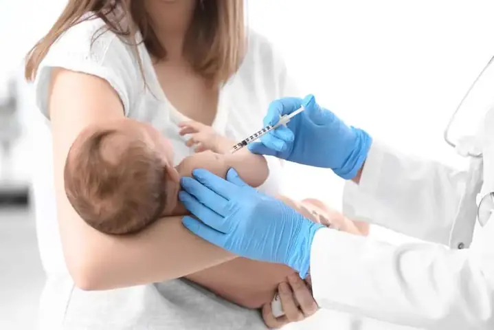 Địa Chỉ Tiêm Phòng Trẻ Sơ Sinh Uy Tín, Đầy Đủ Vắc Xin Tại Hà Nội
