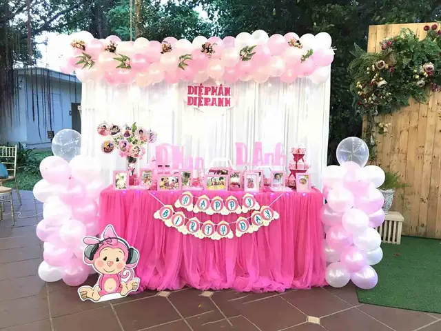 Trang Trí Bàn Tiệc Sinh Nhật Cho Bé Gái: Ý Tưởng Độc Đáo Và Hướng Dẫn Chi Tiết