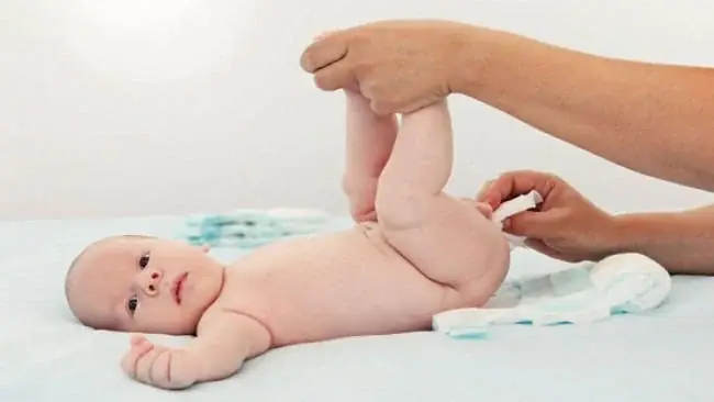 Trẻ 3 Tháng Tuổi Đi Ngoài Mấy Lần Một Ngày Là Bình Thường? | Cẩm Nang Cho Mẹ
