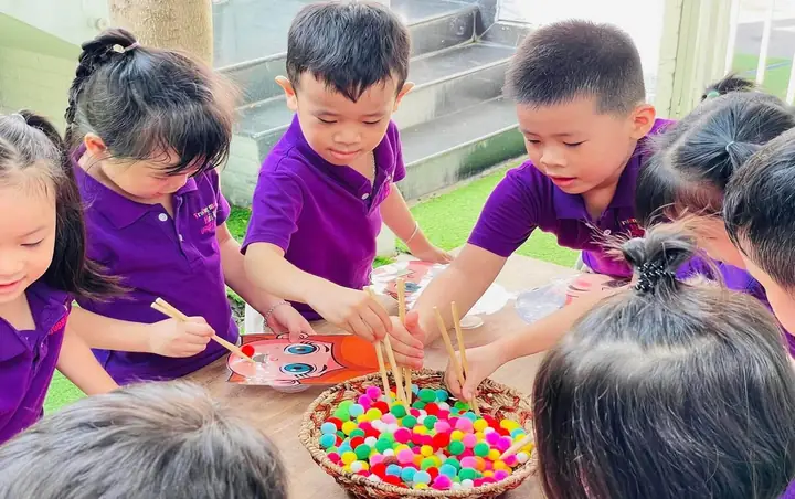 Trò Chơi Ổn Định Cho Trẻ Mầm Non: Bí Quyết Giúp Bé Tăng Cường Sự Tập Trung & Hứng Thú