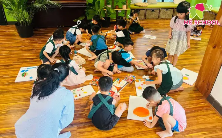 10+ Trò Chơi Phát Triển Thẩm Mỹ Cho Trẻ Mầm Non: Kích Thích Sáng Tạo & Cảm Quan