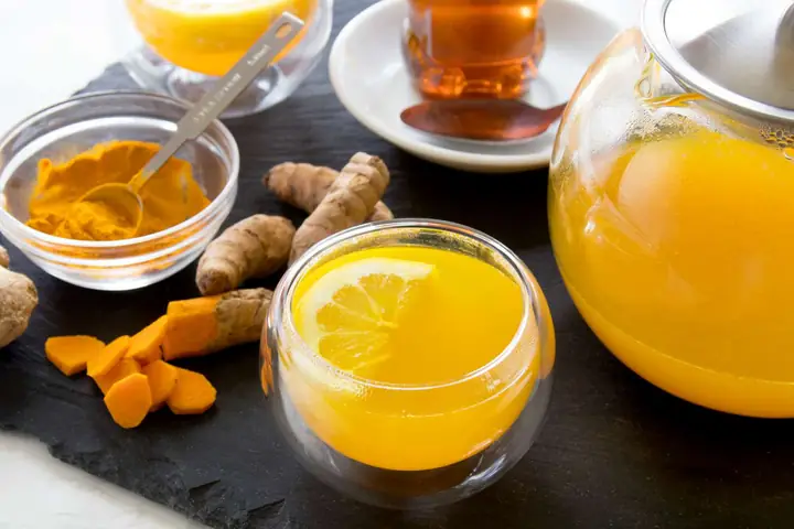 Uống Bột Nghệ Hàng Ngày Có Tốt Không? Lợi Ích, Tác Dụng Phụ & Cách Dùng Đúng