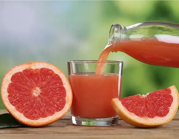 Uống Nước Ép Bưởi Trước Khi Ngủ: Có Nên Hay Không? Lợi Ích & Tác Hại Cần Biết