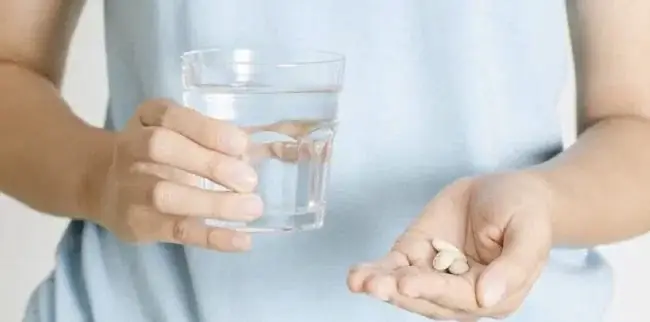 Uống Thuốc Tiêu Sữa Cho Con Bú Được Không? Tác Động Và Lưu Ý Quan Trọng Uống Thuốc Tiêu Sữa Cho Con Bú Được Không? Tác Động Và Lưu Ý Quan Trọng